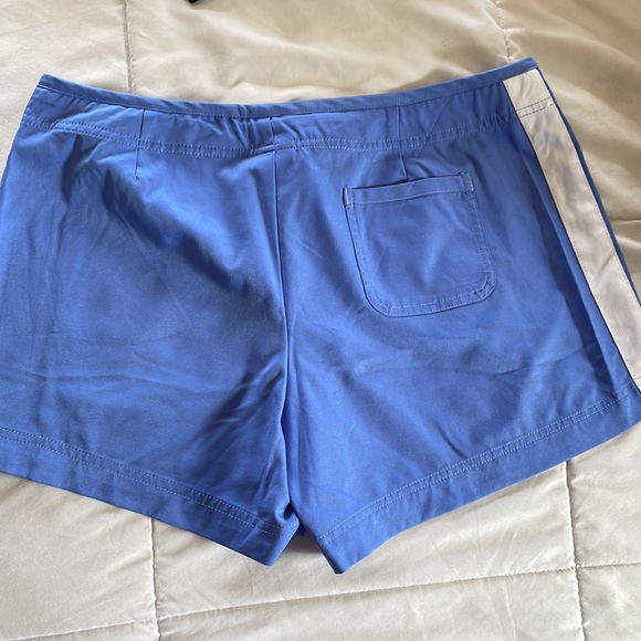 Nike Large Running Shorts - Picture 6 of 7